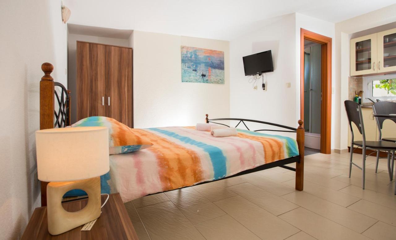 Apartment Apartmans And Studios Ana *