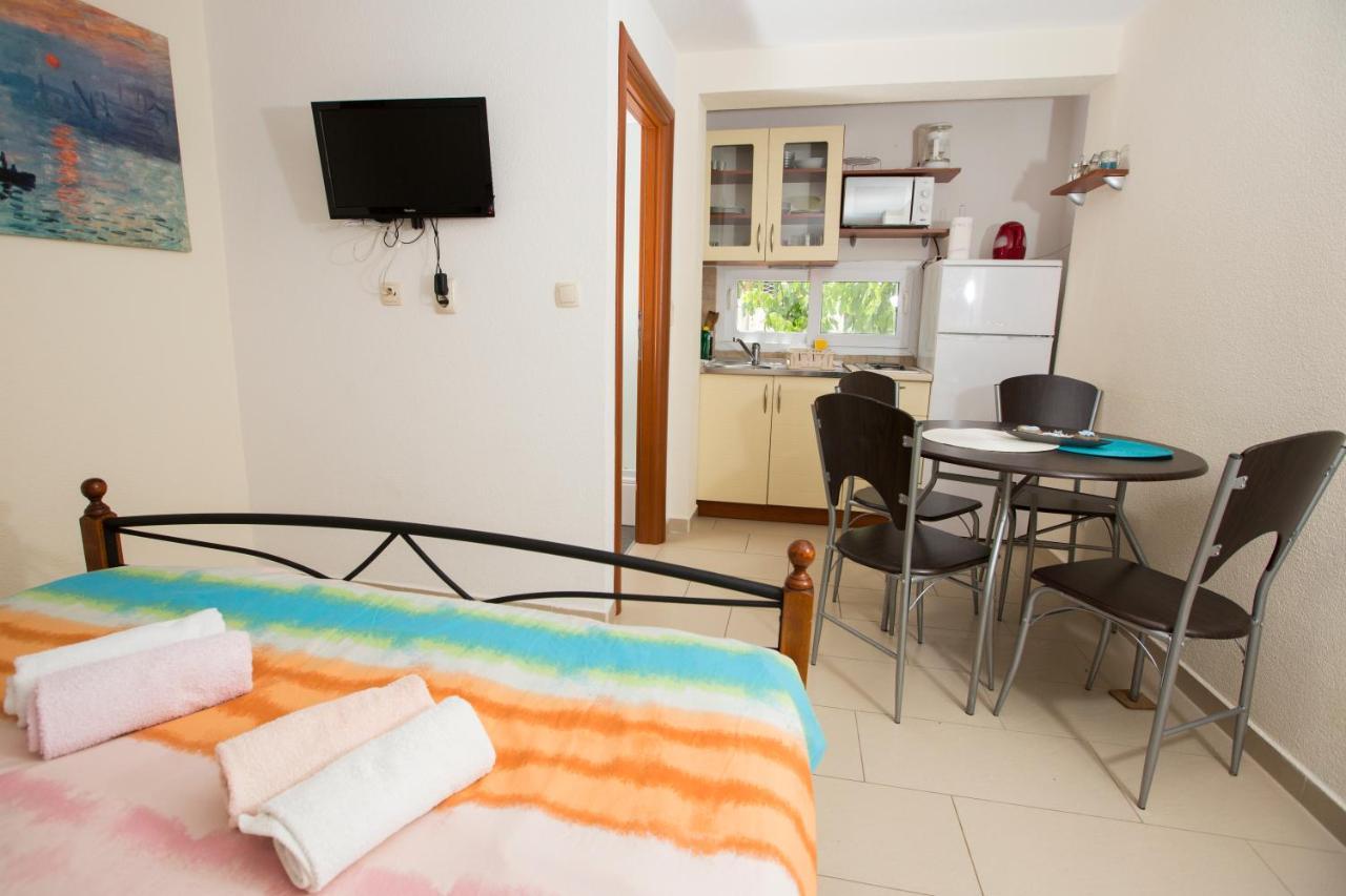 Apartmans And Studios Ana Trogir