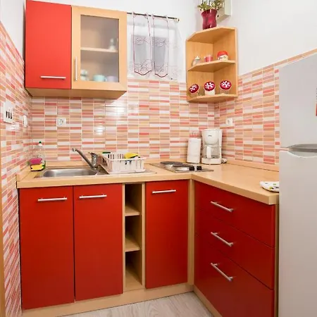 Apartmans And Studios Ana Trogir Exterior photo