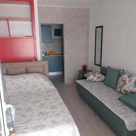 Apartmans And Studios Ana Trogir Exterior photo