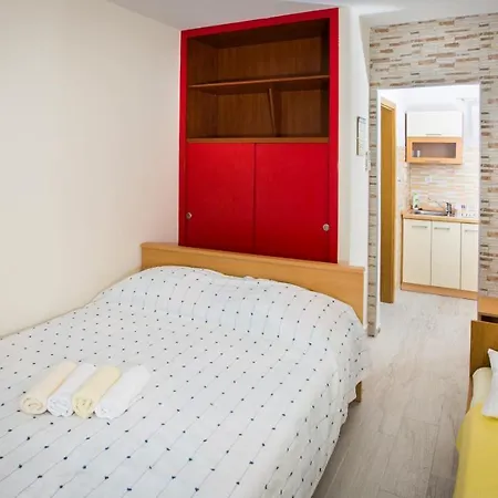 Apartmans And Studios Ana Trogir Exterior photo
