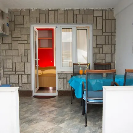 Apartmans And Studios Ana Trogir Exterior photo