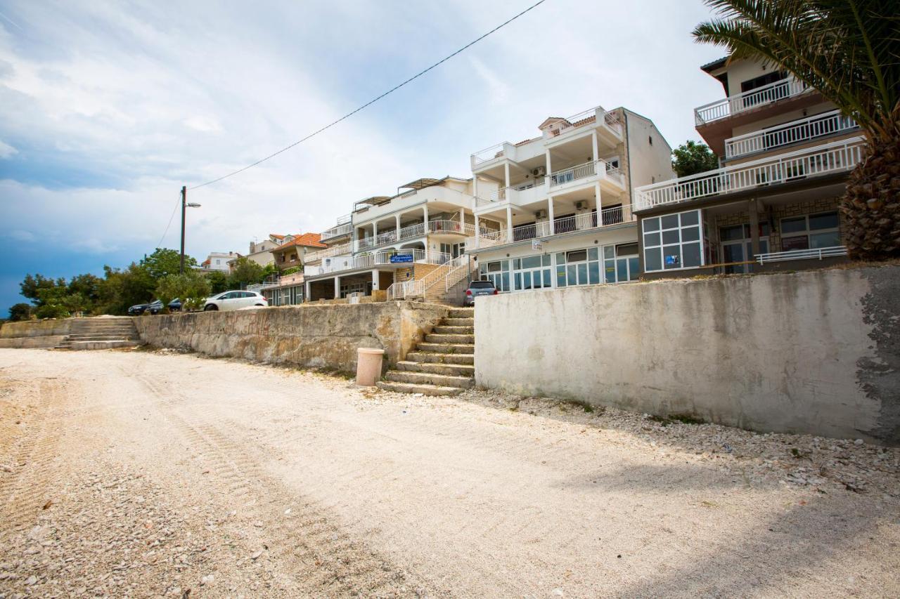 Apartmans And Studios Ana Apartmán *